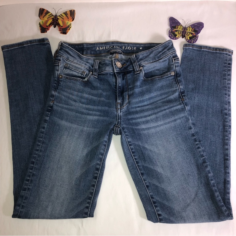American Eagle Skinny Jeans, Size 0, Super Stretch, like new, pet/smoke free